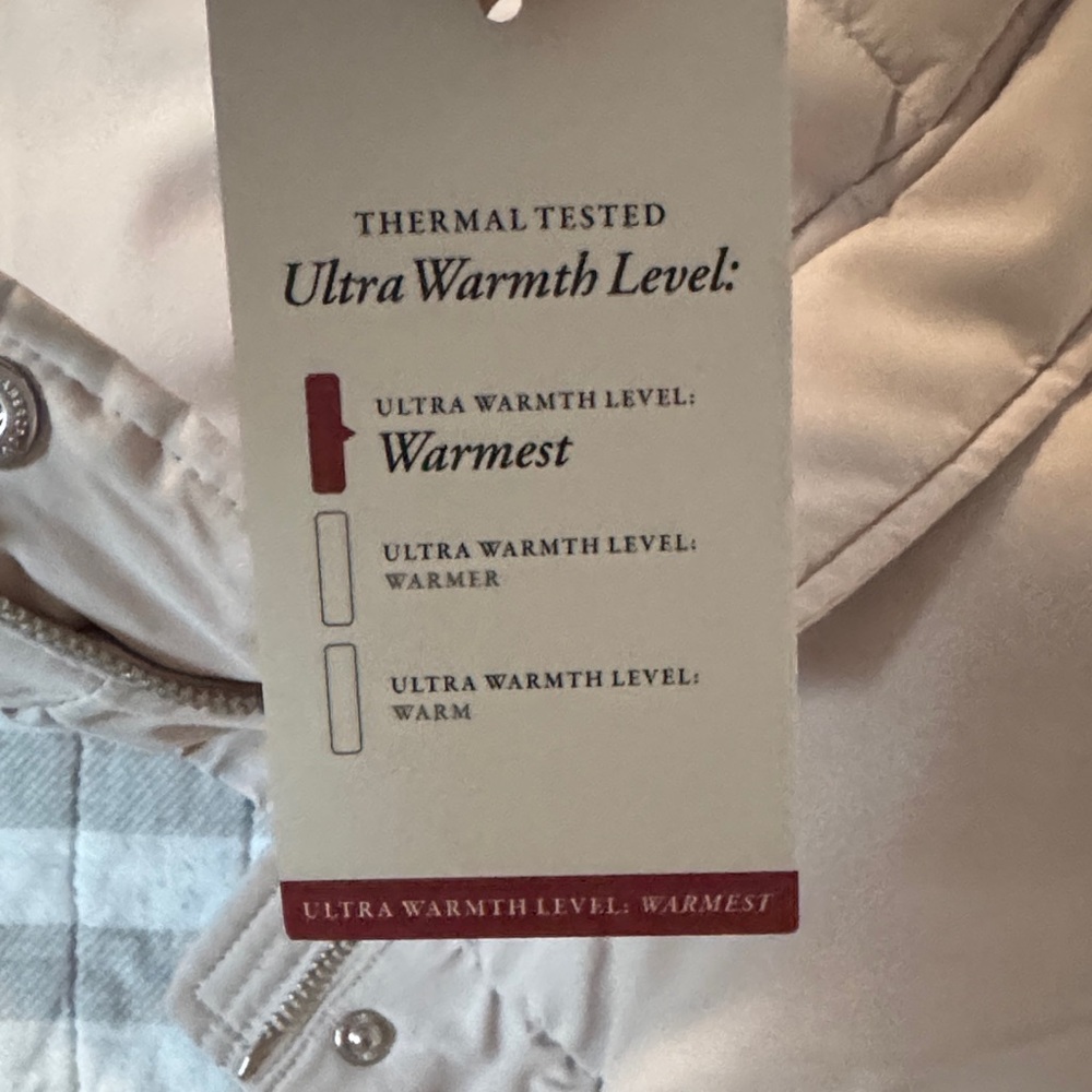 Abercrombie & Fitch Women's Beige Puffer Jacket - Picture 13 of 15